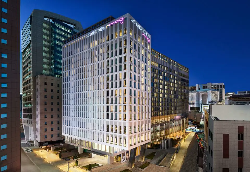 Moxy Seoul Myeongdong 值得住嗎？把明洞留給晚上前先看 縮圖
