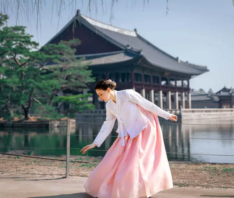 三個韓服方案價差這麼大，最貴的真的替你少做了什麼？縮圖