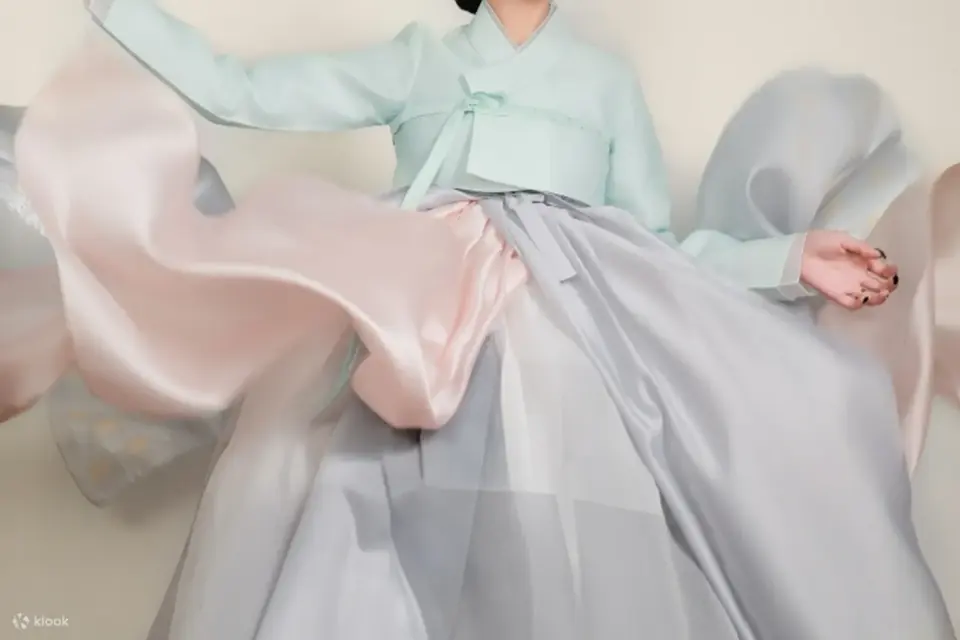 穿韓服一定要去景福宮？選錯宮殿，先消失的是你想拍的首爾 縮圖